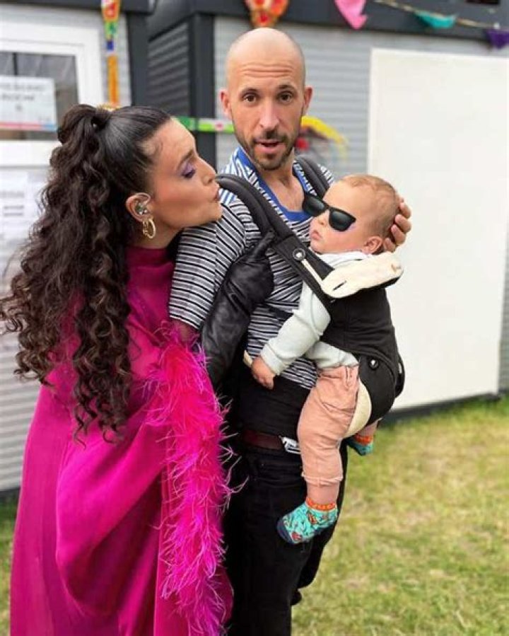 Jessie Ware Husband: Meet Sam Burrows